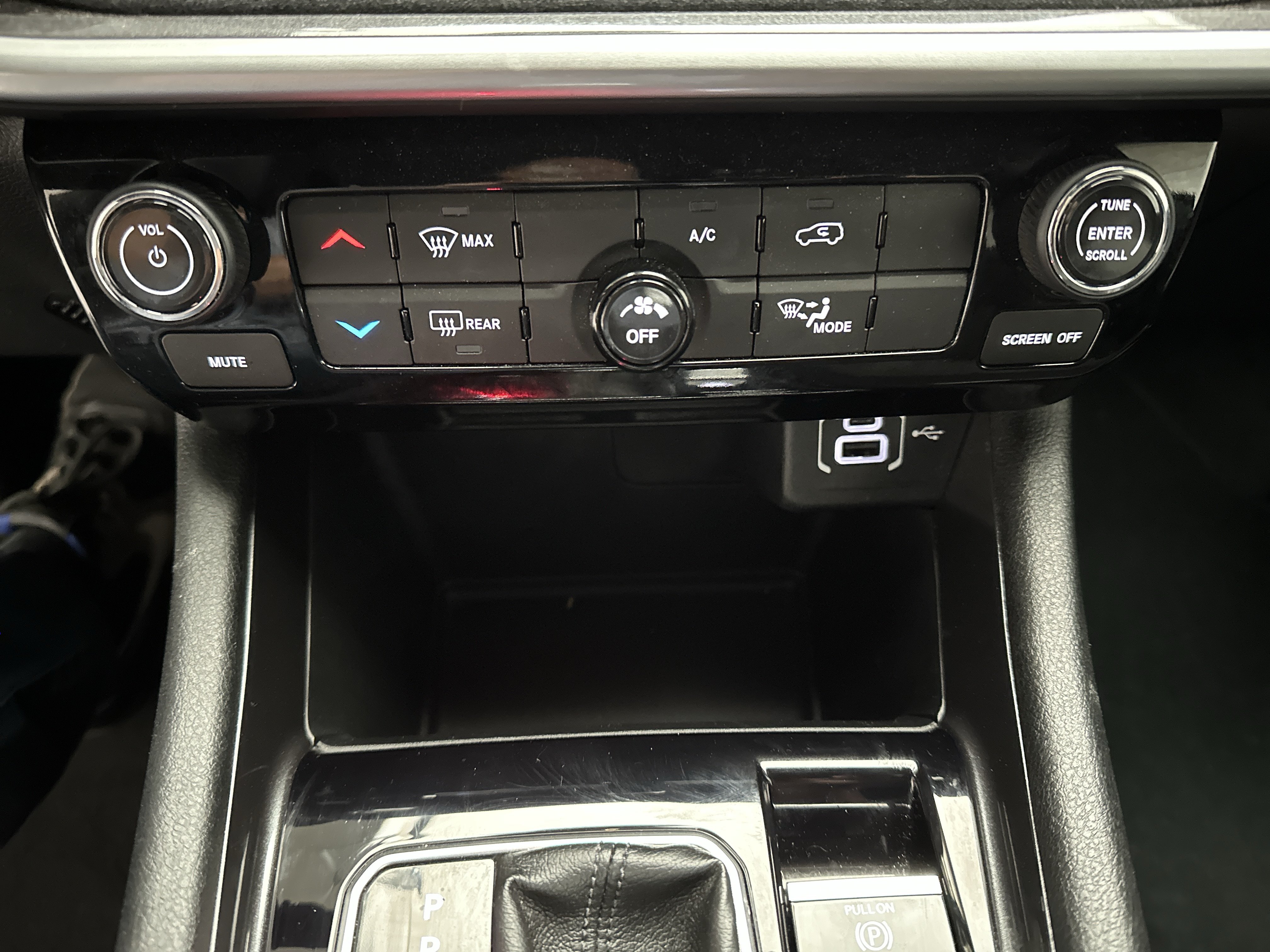Used 2023 Jeep Compass Latitude AWD/4WD image 32