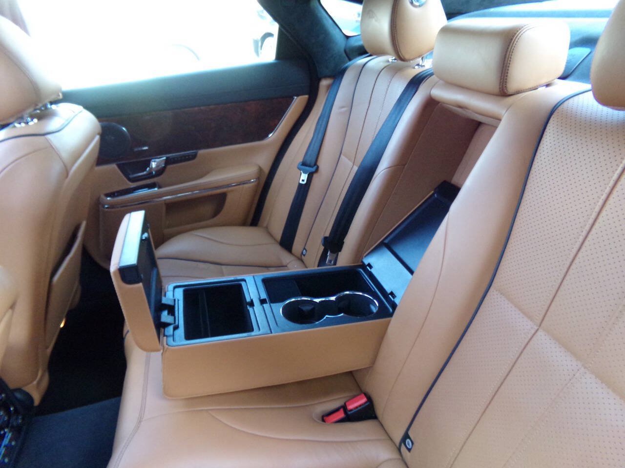 Used 2013 Jaguar XJ AWD image 21