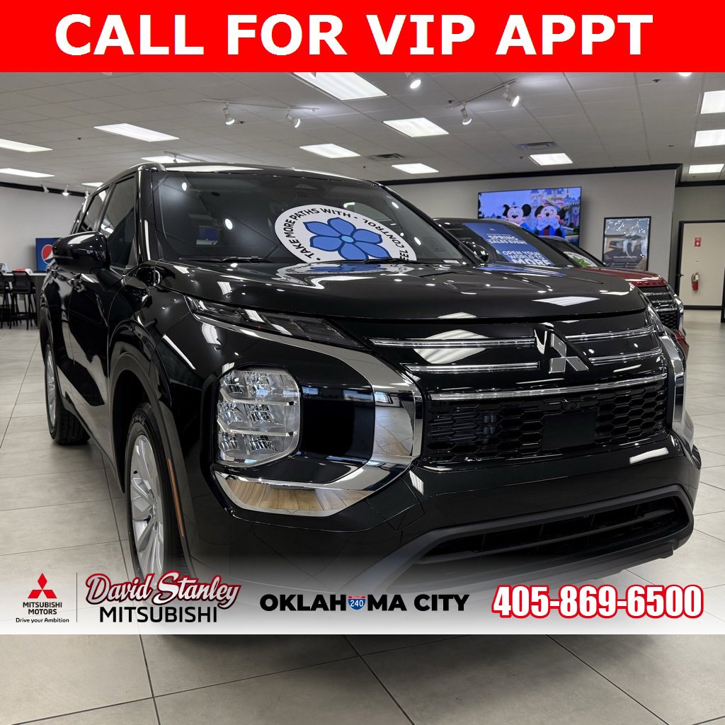 New 2026 Mitsubishi Outlander ES image 1