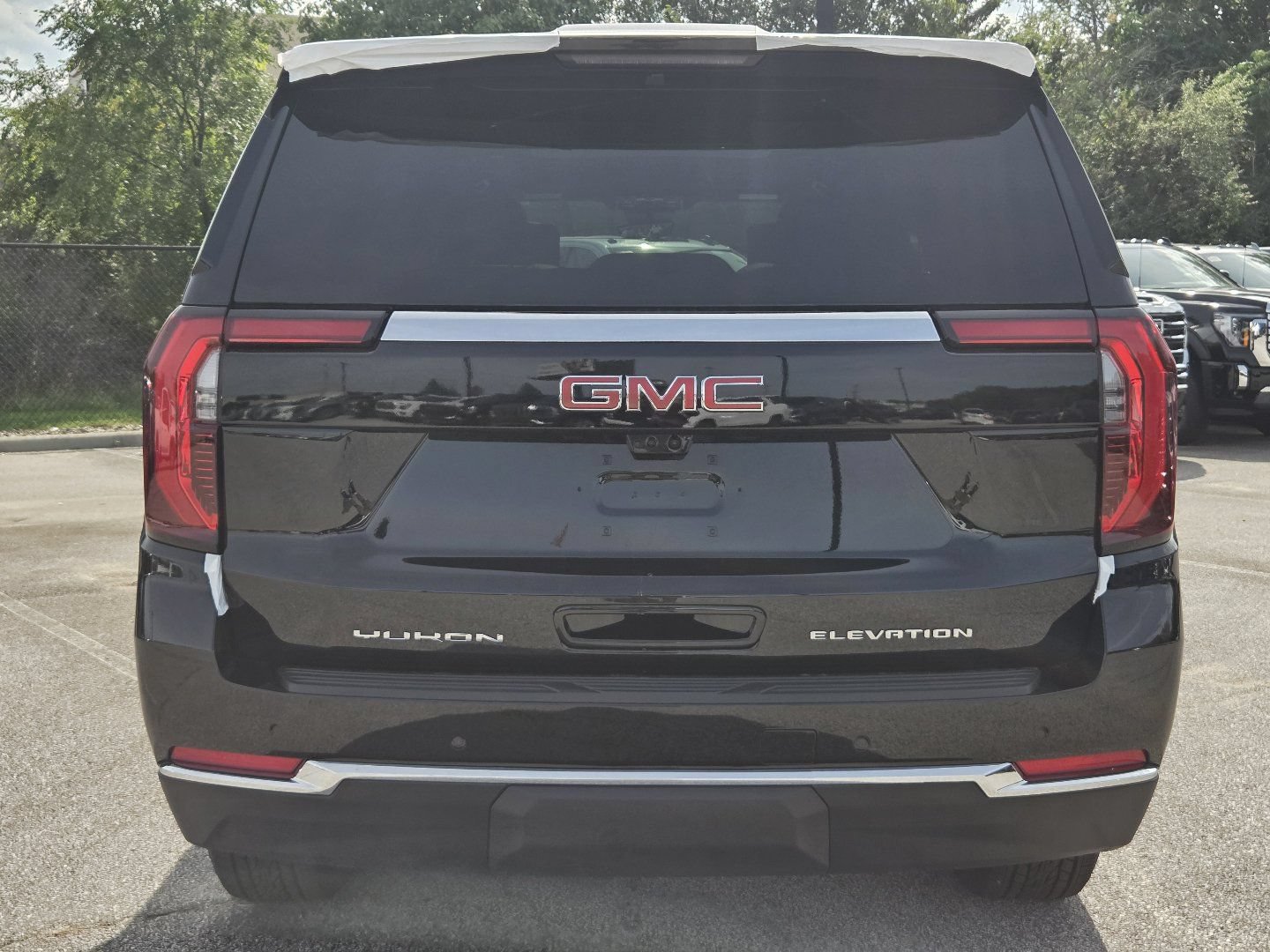 New 2026 GMC Yukon XL Elevation w/ Elevation Premium Package AWD/4WD image 19