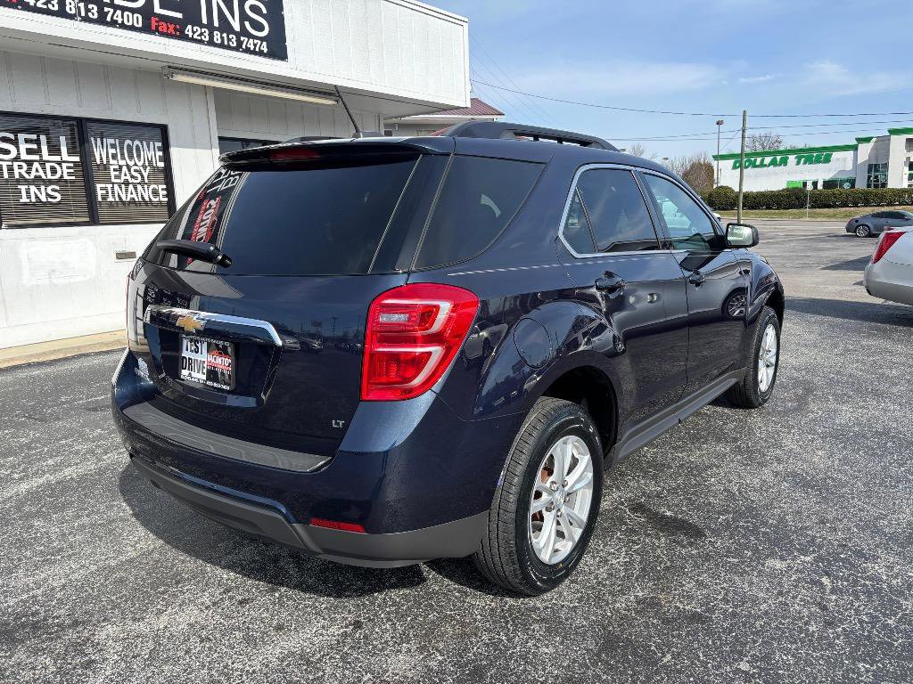 Used 2017 Chevrolet Equinox LT image 10