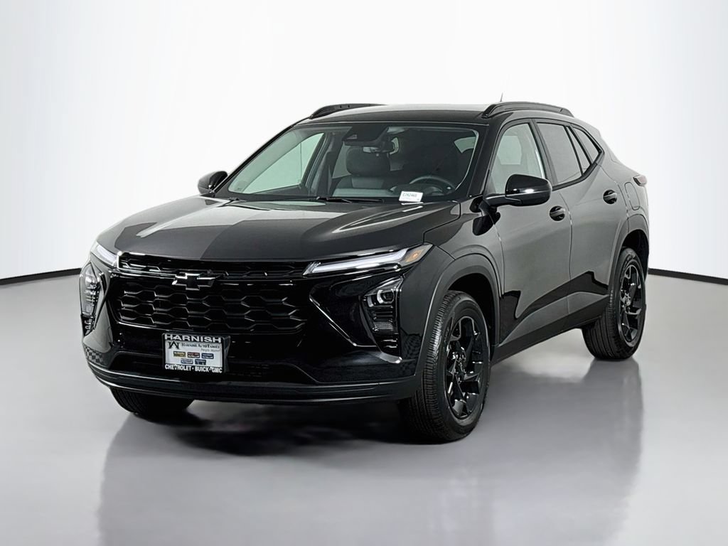 New 2026 Chevrolet Trax LT w/ Driver Confidence Package FWD image 3