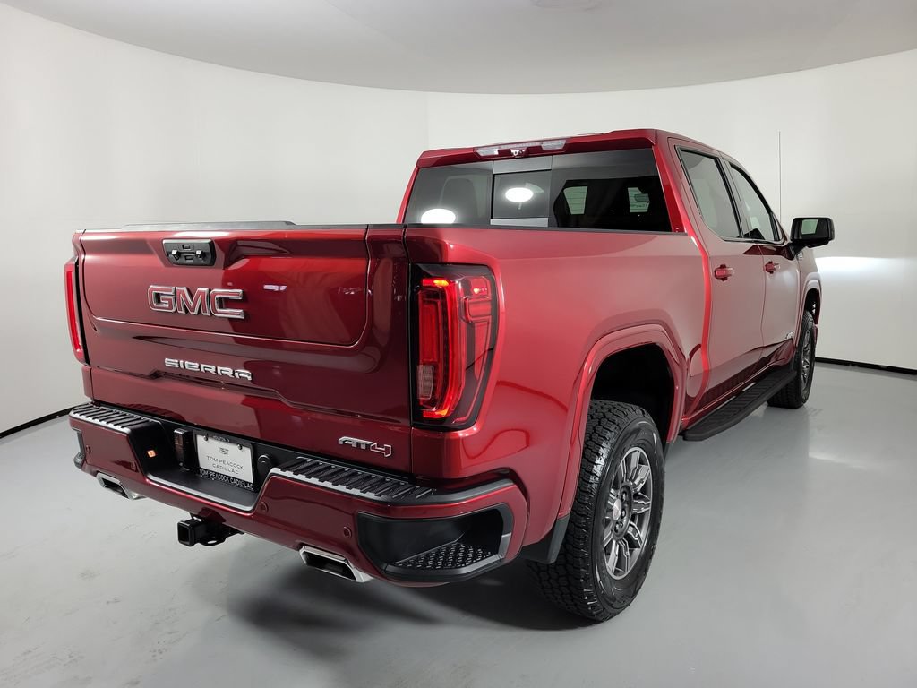 Used 2024 GMC Sierra 1500 AT4 w/ Technology Package AWD/4WD image 4