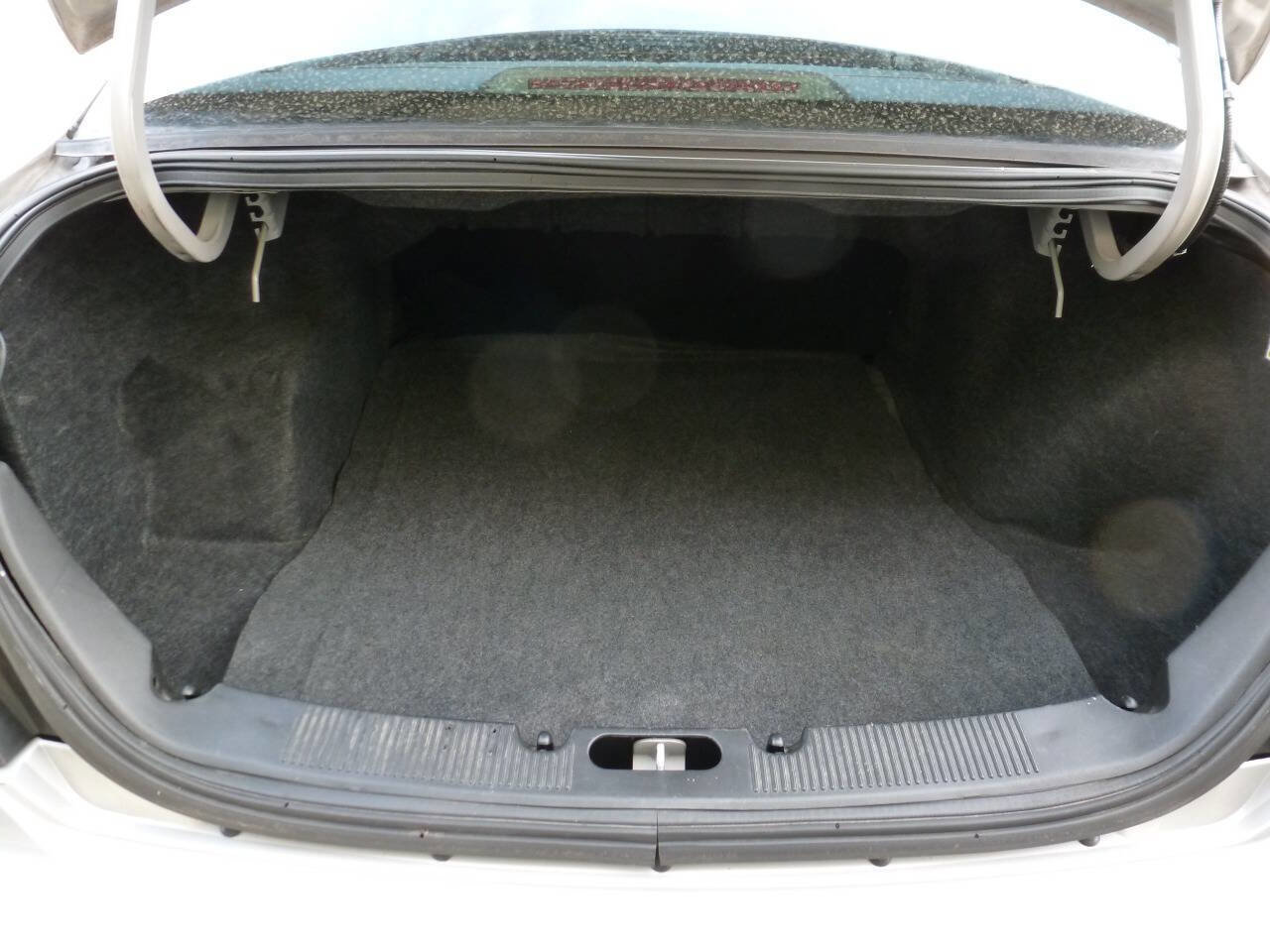 Used 2007 Ford Taurus SE FWD image 15