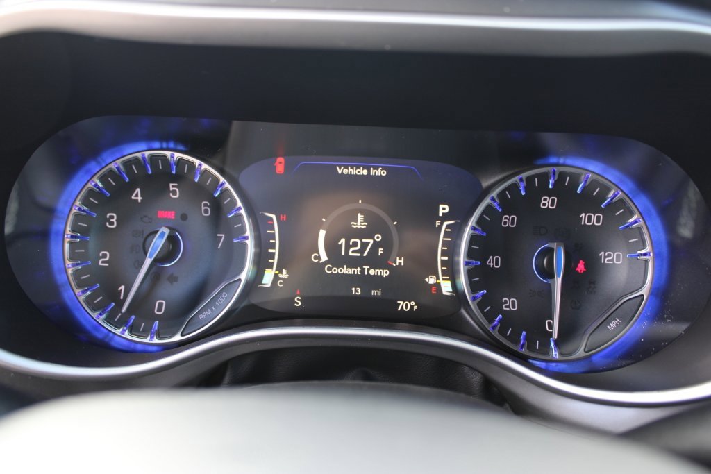 New 2026 Chrysler Pacifica Select w/ S Appearance Package image 16