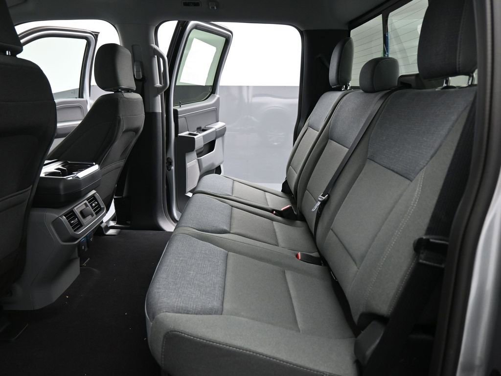 New 2025 Ford F150 XLT w/ Equipment Group 303A High image 15