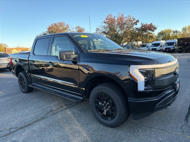 New 2025 Ford F150 Lightning XLT