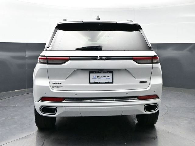 Used 2023 Jeep Grand Cherokee Overland w/ Luxury Tech Group IV AWD/4WD image 6