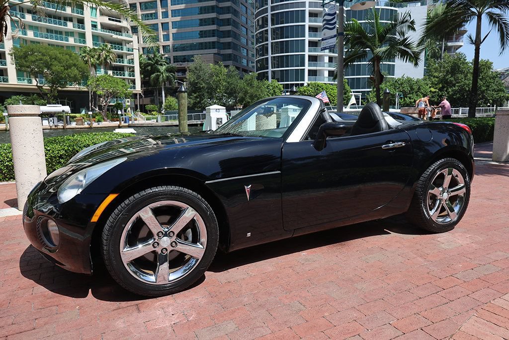 Used 2007 Pontiac Solstice GXP w/ Premium Package RWD image 5