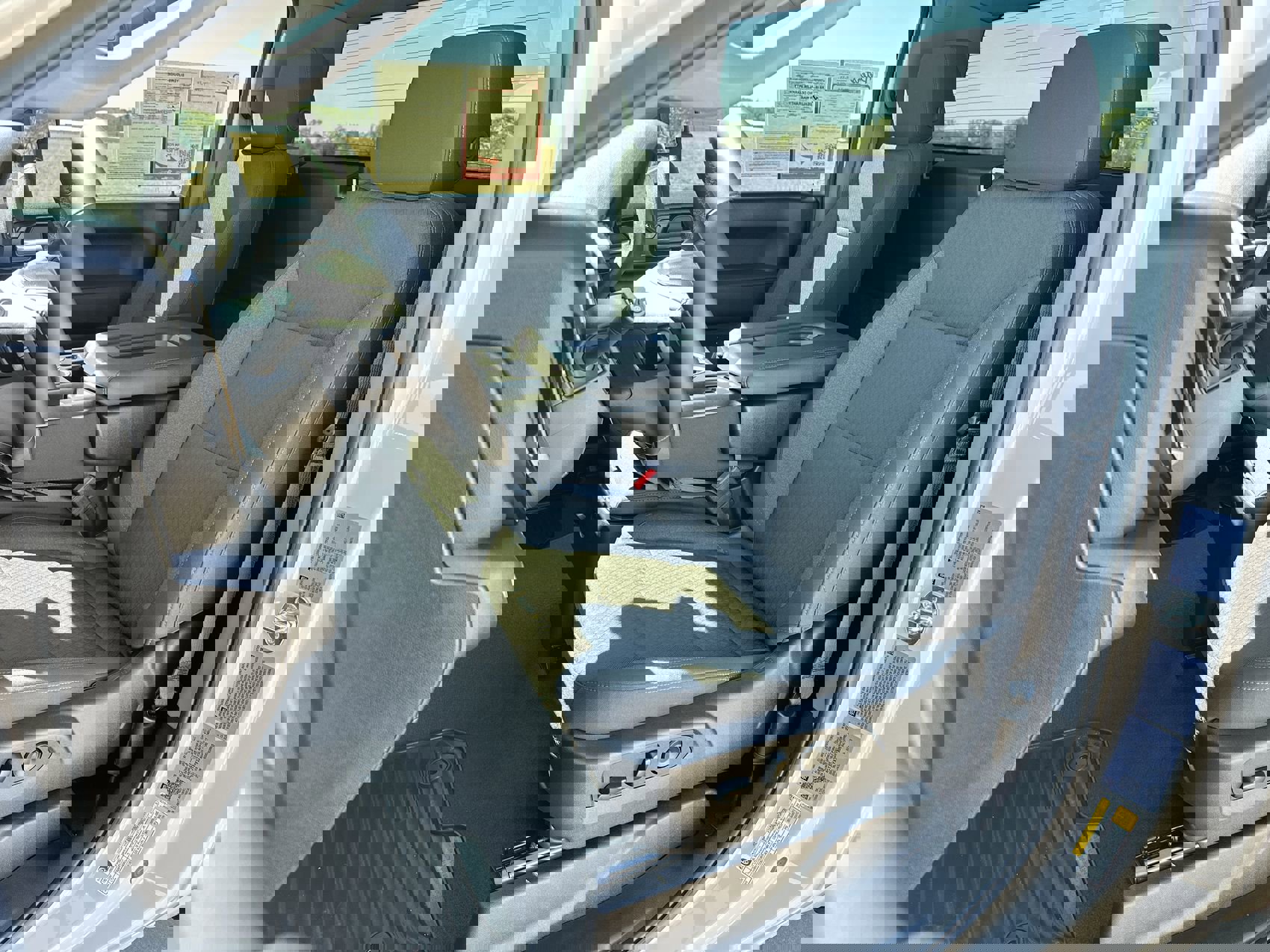 Used 2026 GMC Sierra 3500 SLE w/ SLE Convenience Package image 11