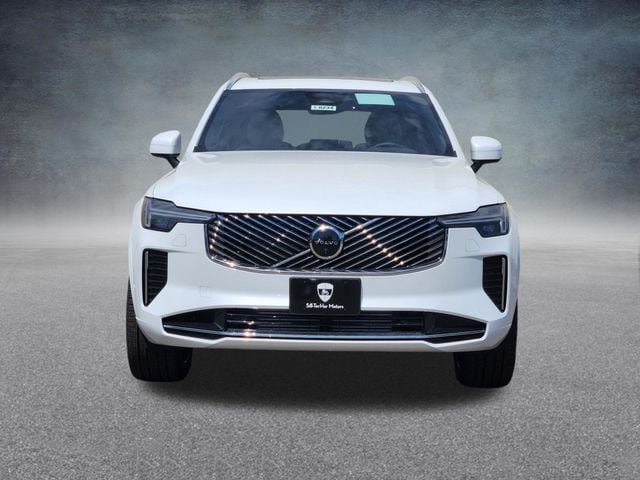 New 2026 Volvo XC90 T8 Plus AWD/4WD image 2