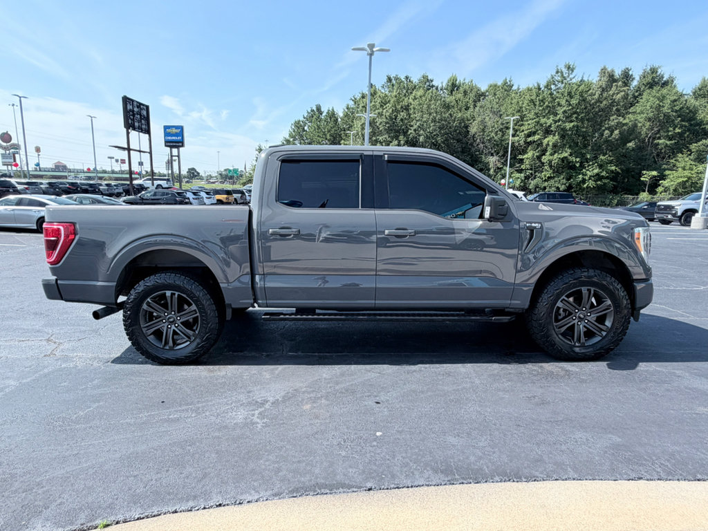 Used 2021 Ford F150 XLT w/ Equipment Group 302A High AWD/4WD image 4