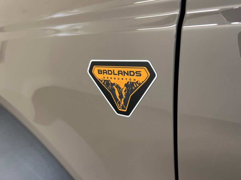 New 2026 Ford Bronco Badlands image 38