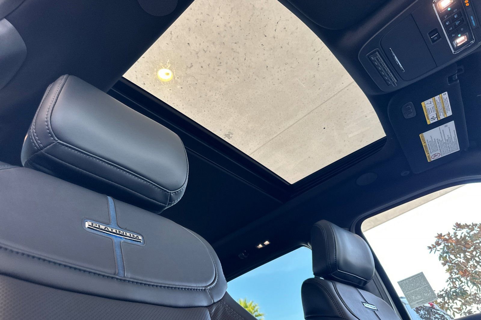 New 2026 Ford F350 Platinum w/ Tremor Off-Road Package image 15