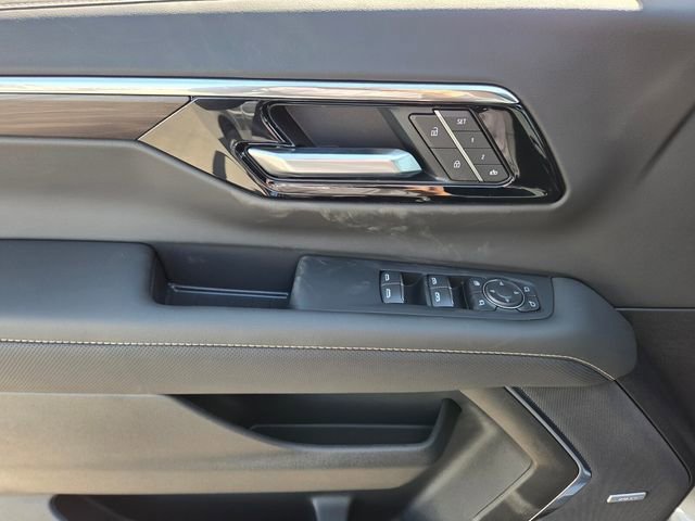 New 2026 Chevrolet Suburban Premier AWD/4WD image 10