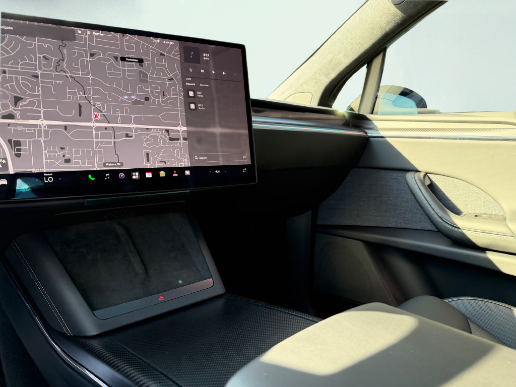Used 2026 Tesla Model X Plaid AWD/4WD image 18