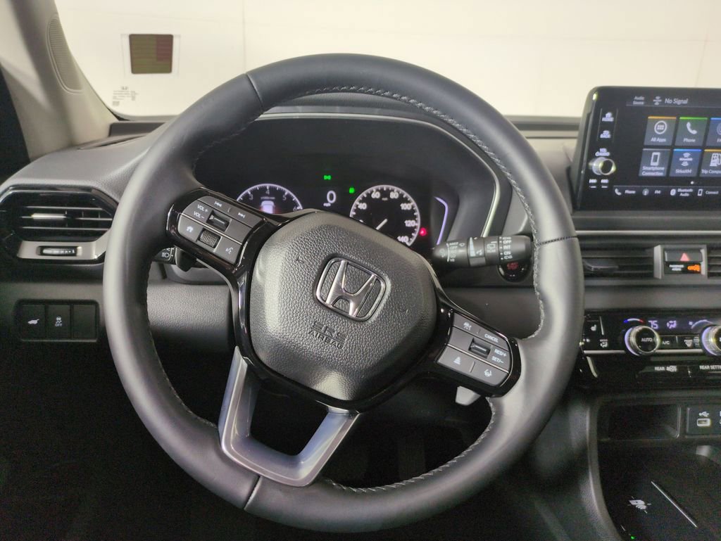 Certified 2025 Honda Pilot EX-L image 18