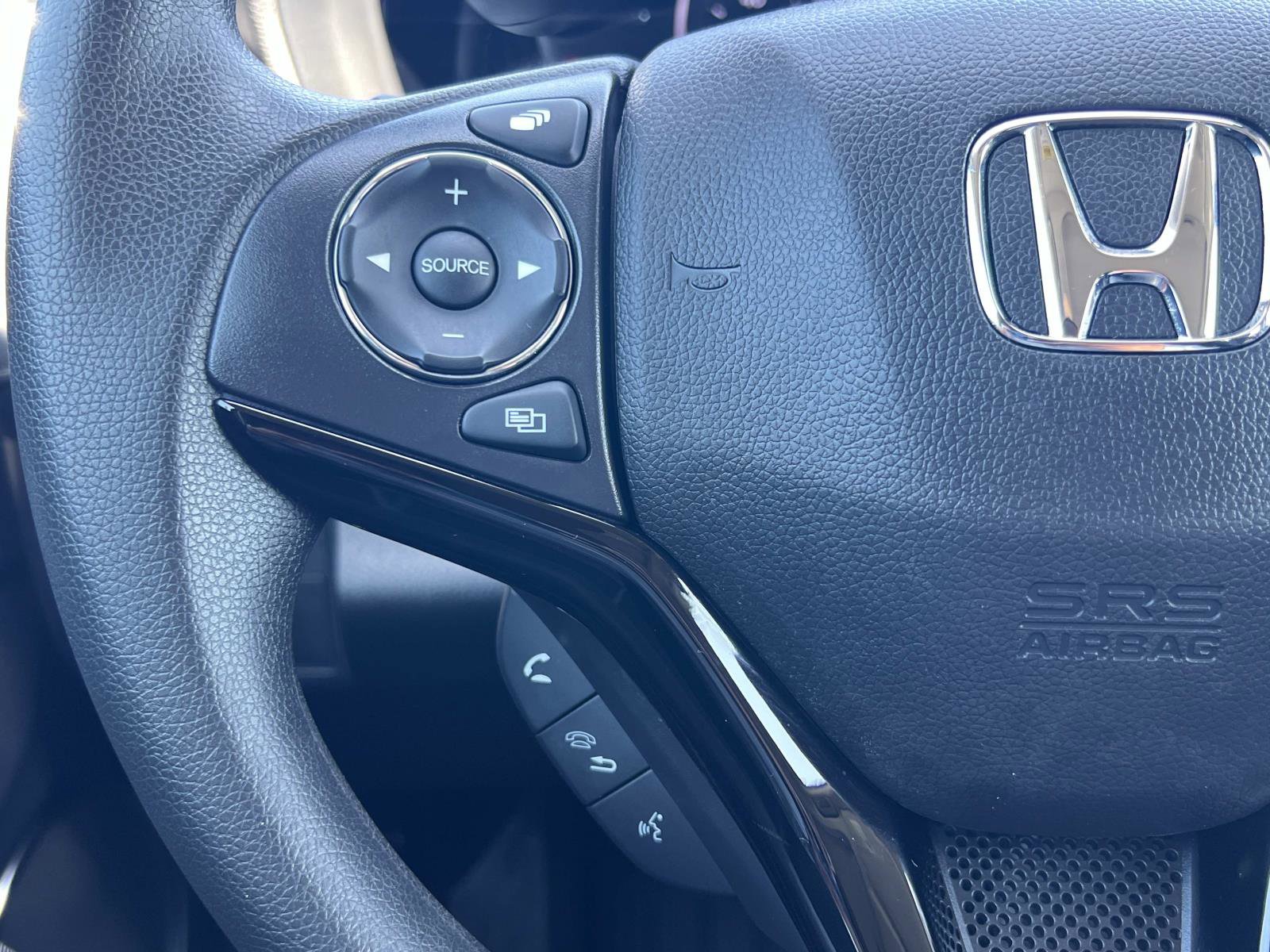 Certified 2022 Honda HR-V EX image 9