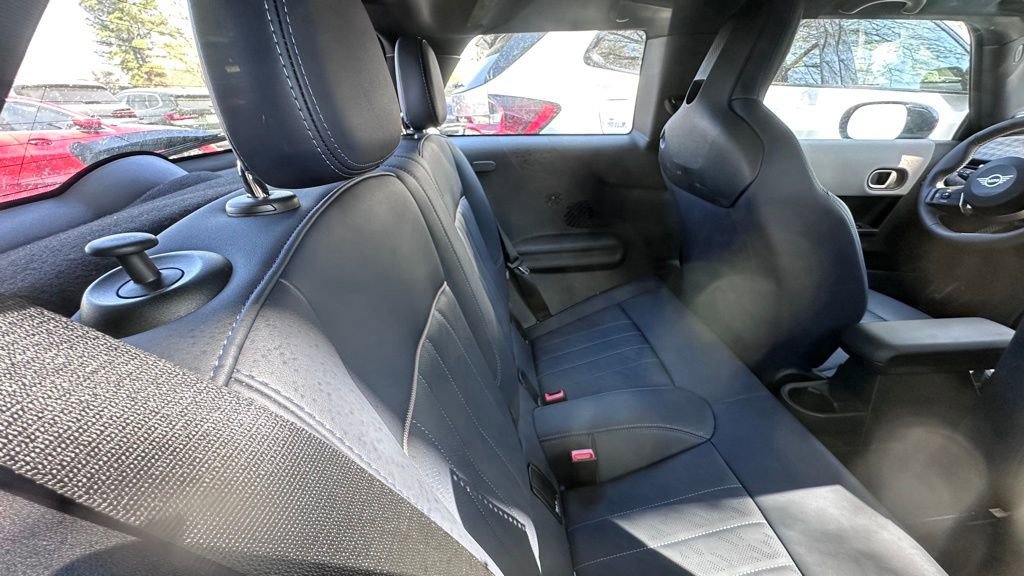 Used 2025 MINI Cooper S FWD image 6
