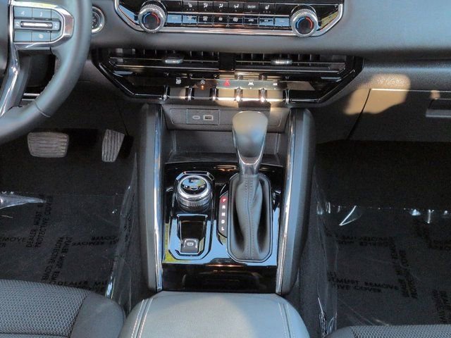 Used 2024 GMC Canyon Elevation w/ Convenience Package AWD/4WD image 18