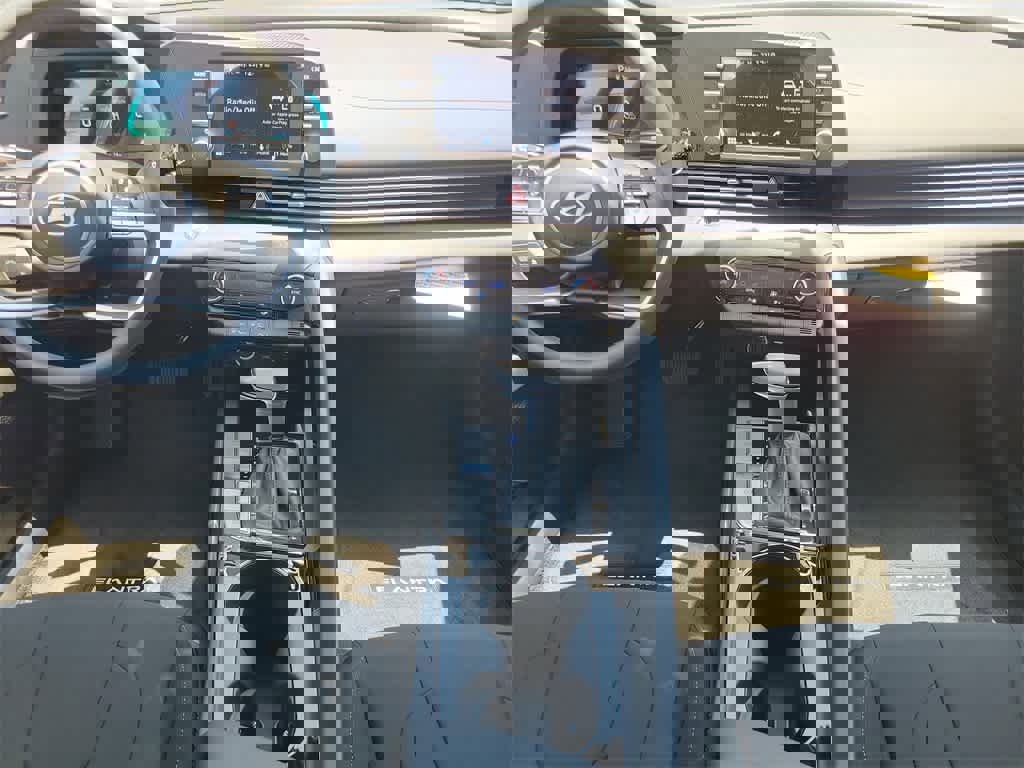 New 2025 Hyundai Elantra Blue image 11