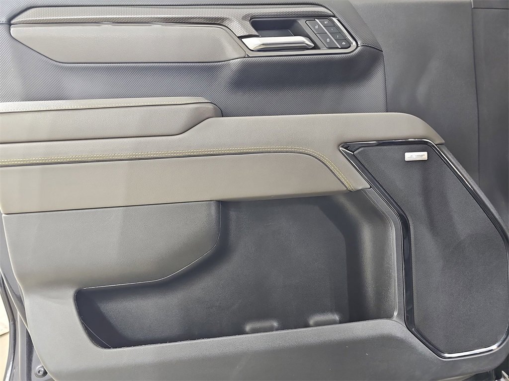 Certified 2023 Chevrolet Silverado 1500 ZR2 w/ Technology Package image 33