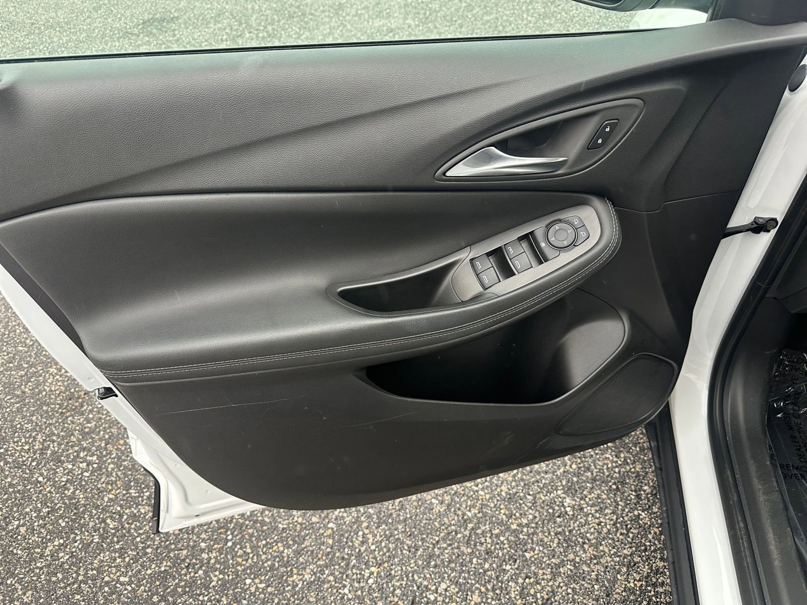 Used 2025 Buick Encore GX Preferred image 20