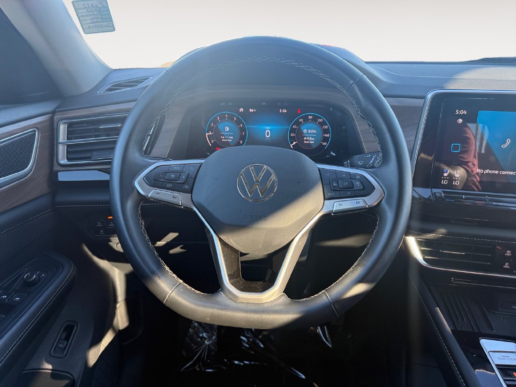 Used 2025 Volkswagen Atlas SE AWD/4WD image 12