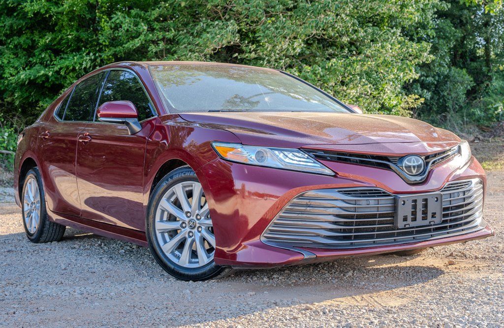 Used 2018 Toyota Camry XLE w/ Audio Package FWD image 7