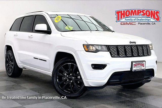Used 2018 Jeep Grand Cherokee Altitude image 1