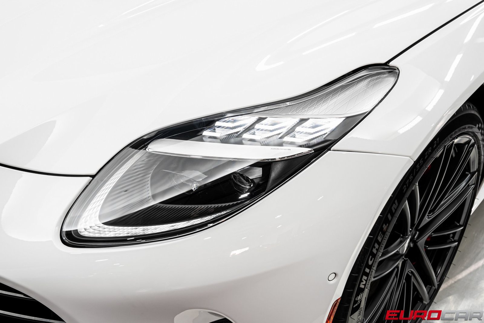 Used 2024 Aston Martin DB12 Coupe RWD image 10