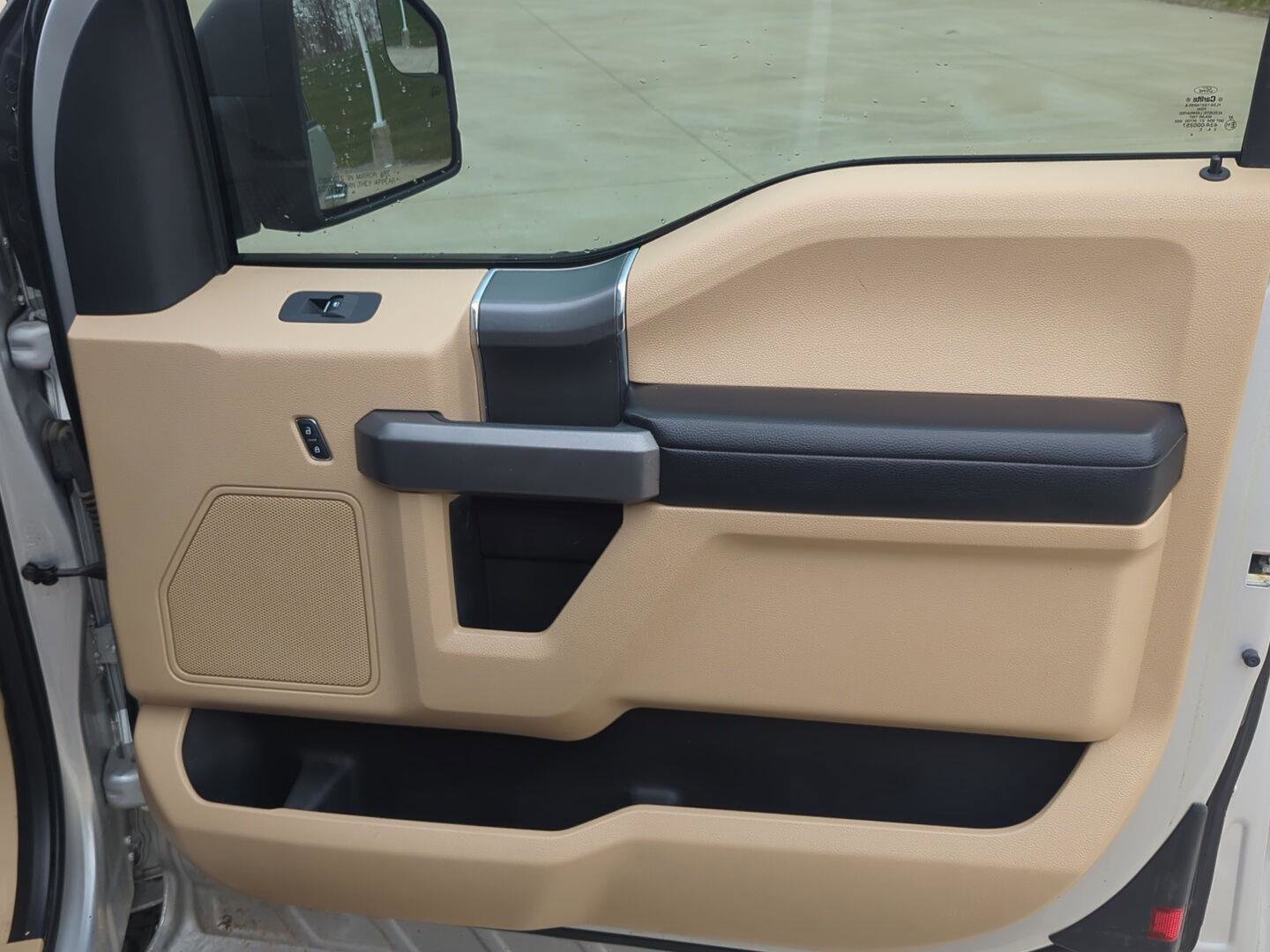 Used 2015 Ford F150 XLT w/ Equipment Group 301A Mid image 30