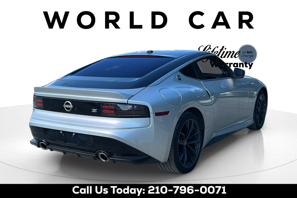 Used 2025 Nissan Z Performance w/ Floor Mat Package RWD image 3
