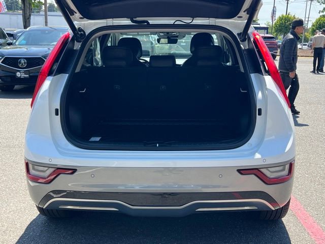 Certified 2023 Kia Niro Wave w/ Wave Preserve Package FWD image 12