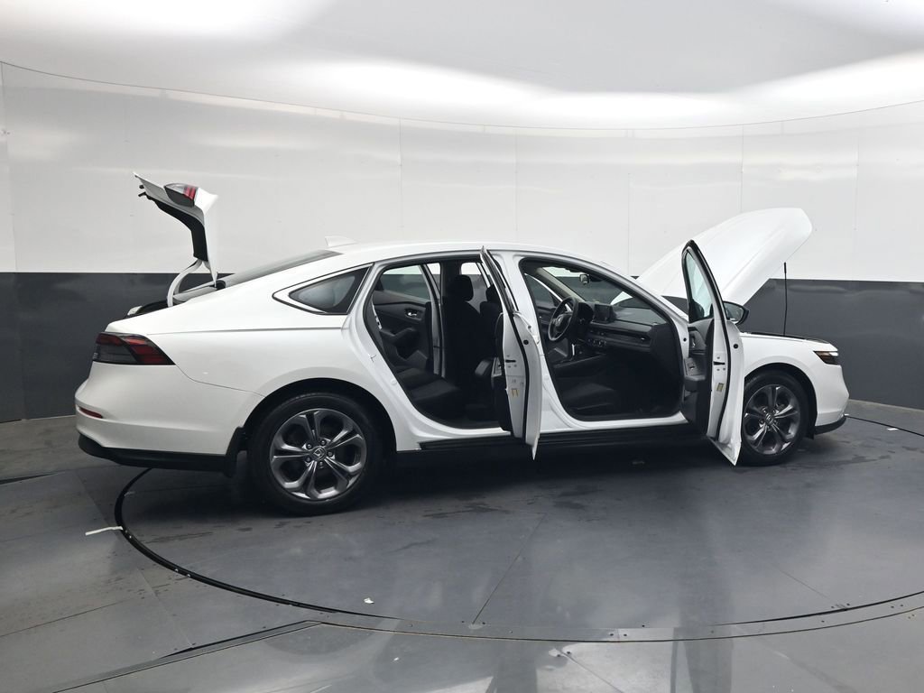 Used 2024 Honda Accord EX image 43