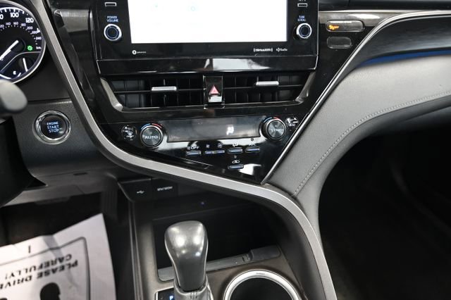Used 2023 Toyota Camry XLE w/ Cold Weather Package image 18