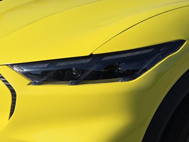 Certified 2025 Ford Mustang Mach-E Select w/ Comfort Package Lite image 4