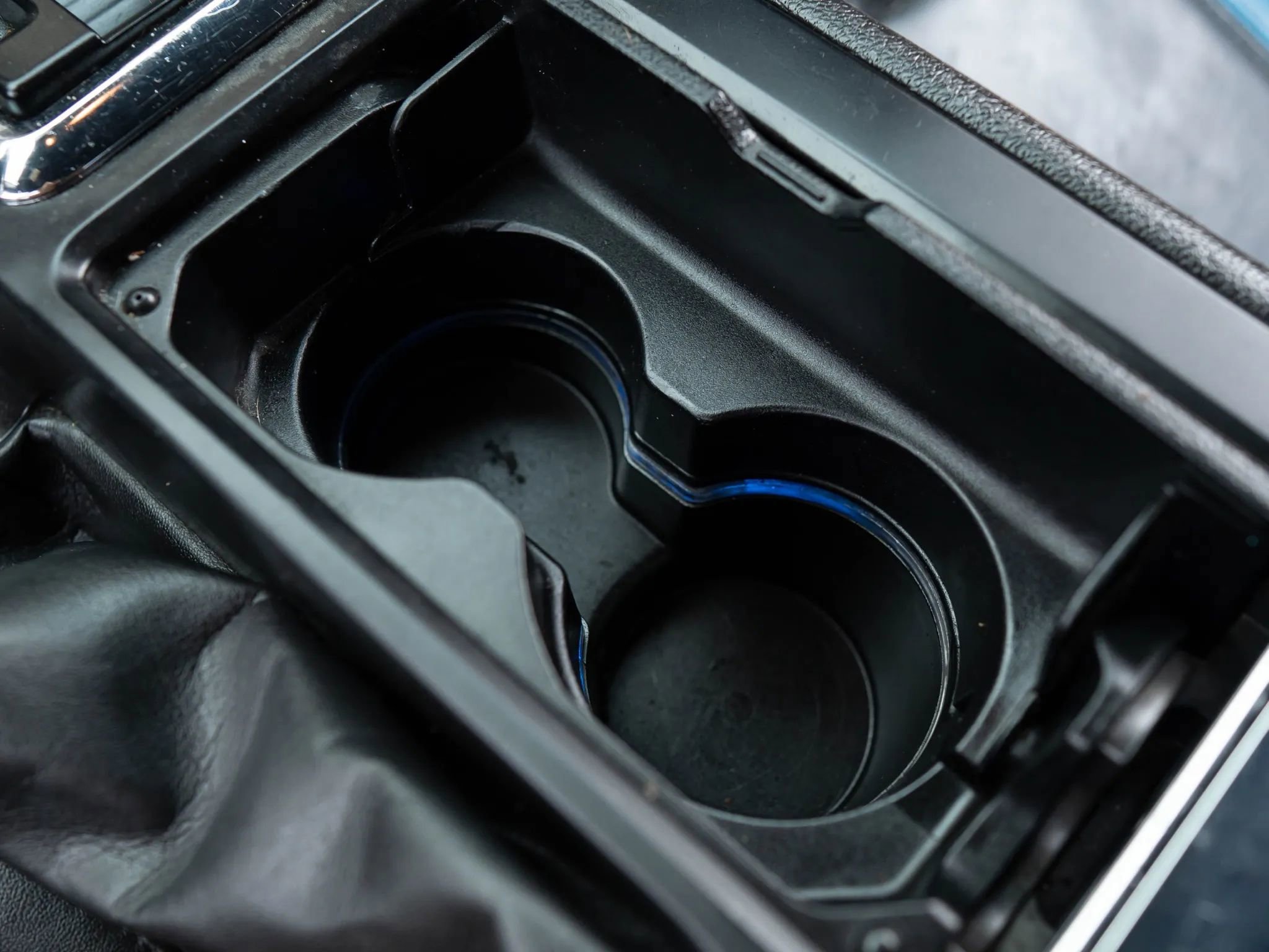 Used 2012 Ford Mustang GT Premium image 25