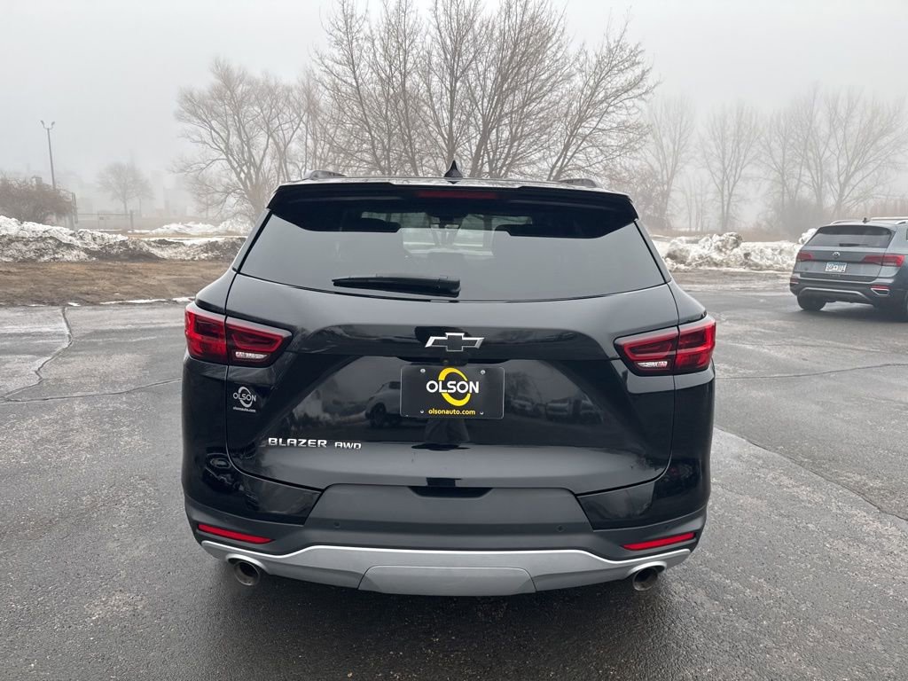 Used 2024 Chevrolet Blazer LT w/ Sound & Technology Package image 4