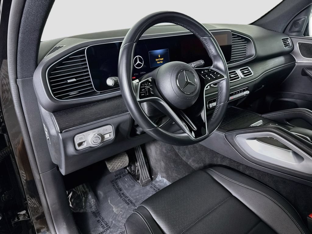 Used 2025 Mercedes-Benz GLE 350 4MATIC image 9