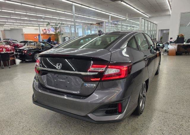 Used 2018 Honda Clarity Touring image 5