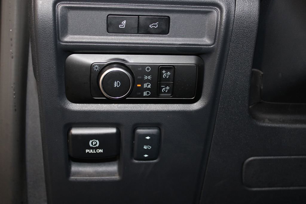 Used 2024 Ford Expedition Limited image 22