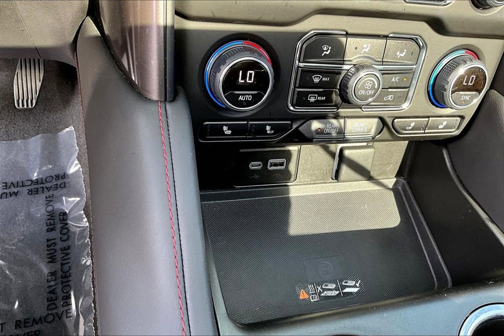 Used 2023 Chevrolet Tahoe RST w/ Luxury Package AWD/4WD image 18
