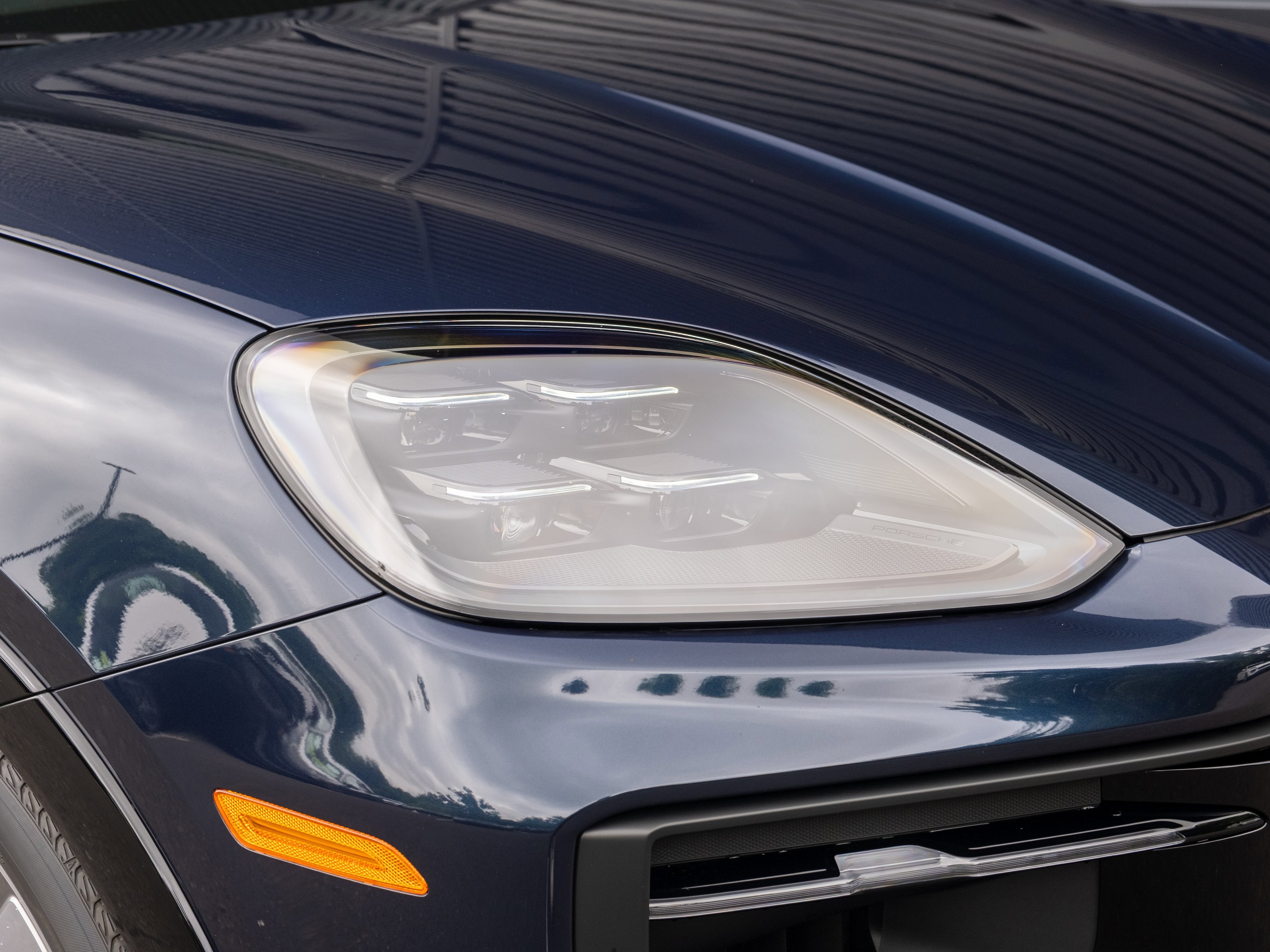 New 2025 Porsche Cayenne GTS image 36
