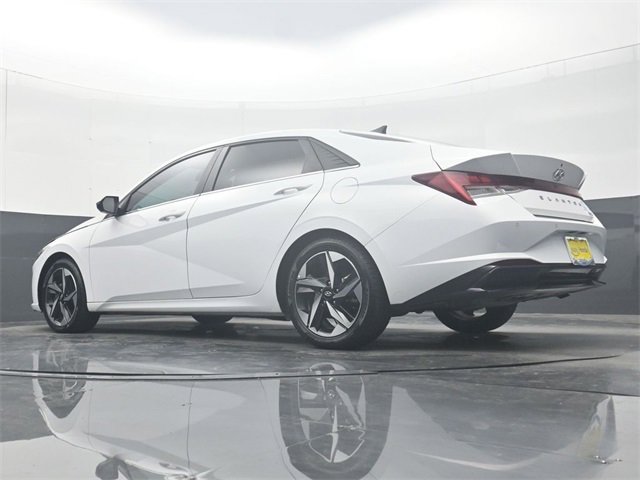Used 2023 Hyundai Elantra Limited w/ Cargo Package image 31