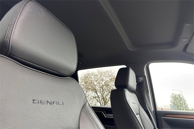 Used 2025 GMC Sierra 2500 Denali image 20