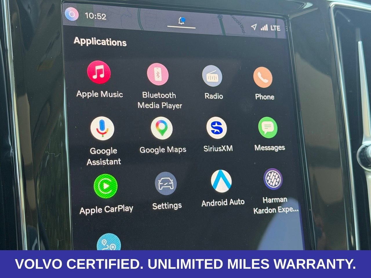 Certified 2024 Volvo S60 T8 Plus w/ Climate Package AWD/4WD image 28