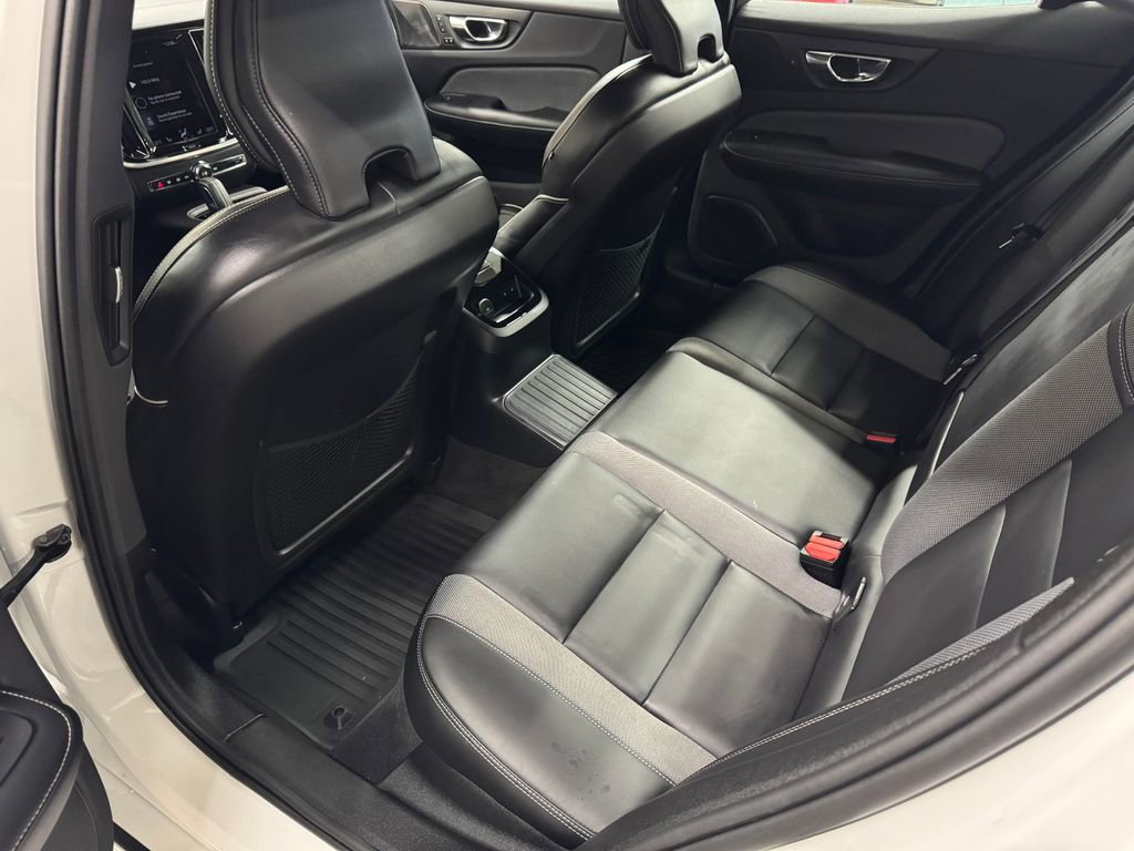 Used 2022 Volvo S60 T8 R-Design w/ Advanced Package image 13