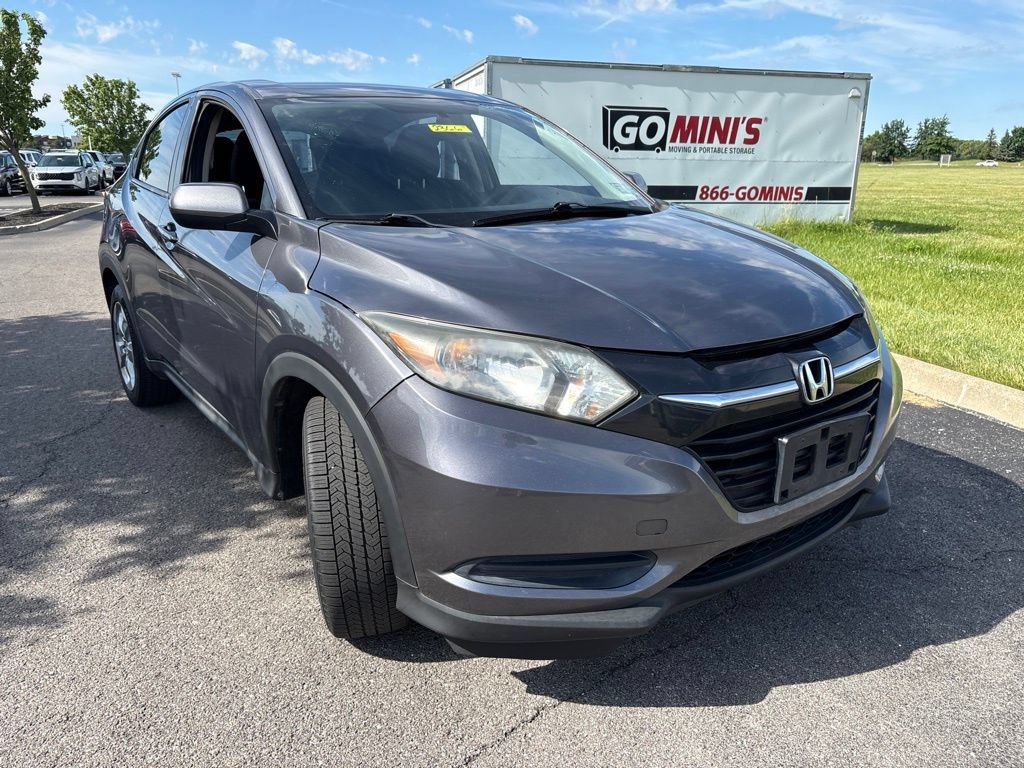 Used 2017 Honda HR-V LX image 11