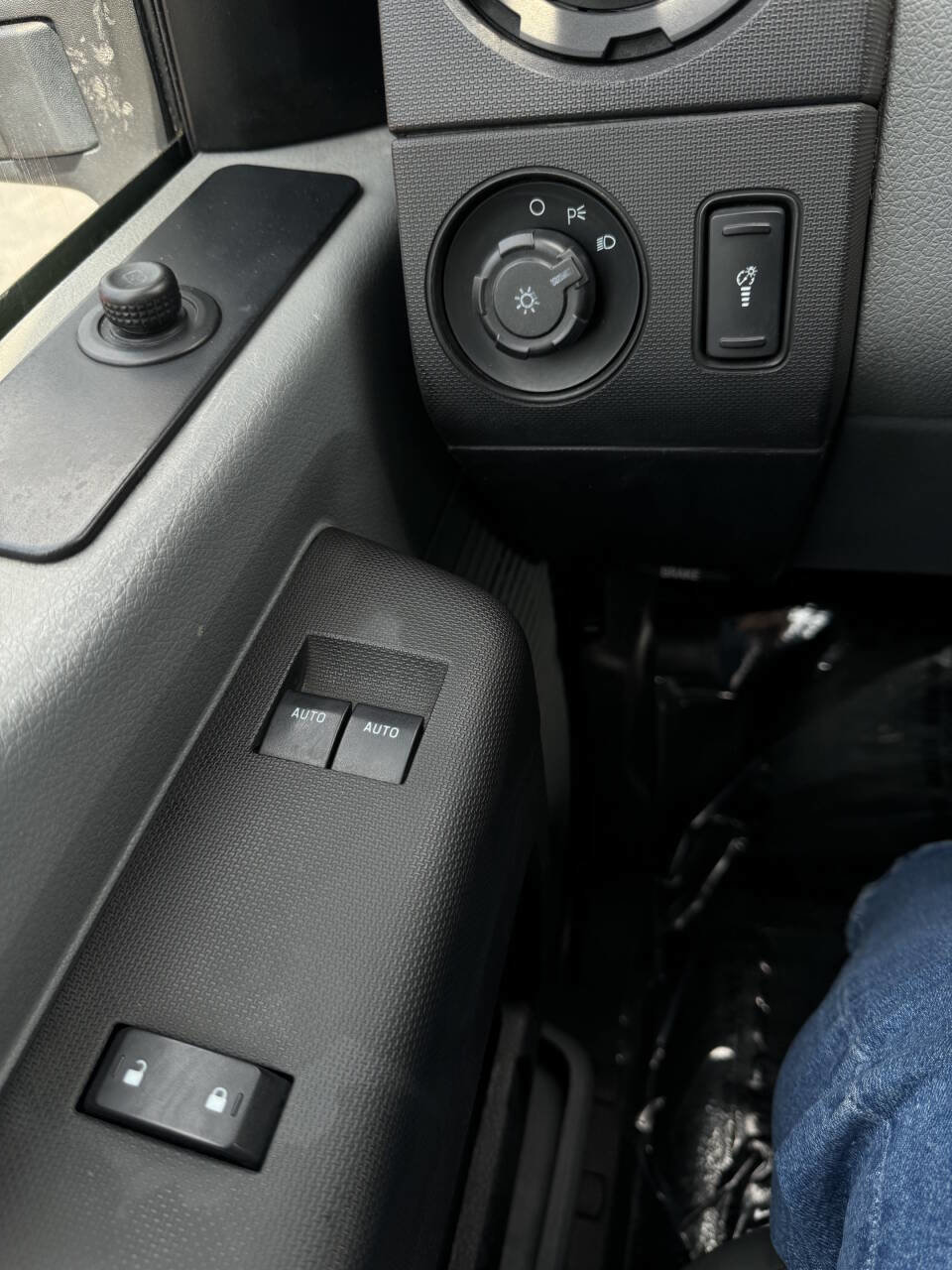 Used 2015 Ford F250 XL w/ XL Appearance Package image 20